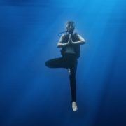 scuba diving in maui meditating underwater